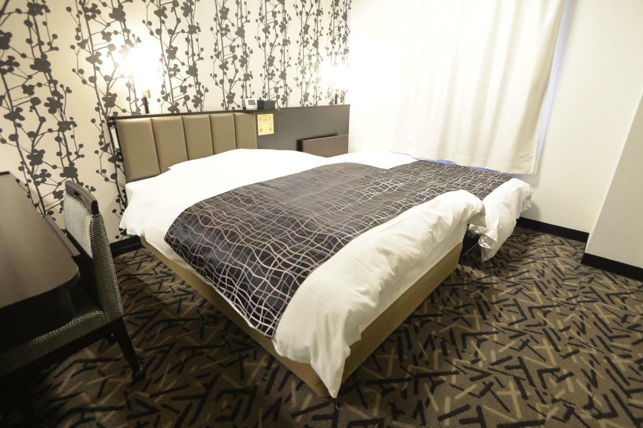 Apa Hotel Mie Камеяма Екстериор снимка